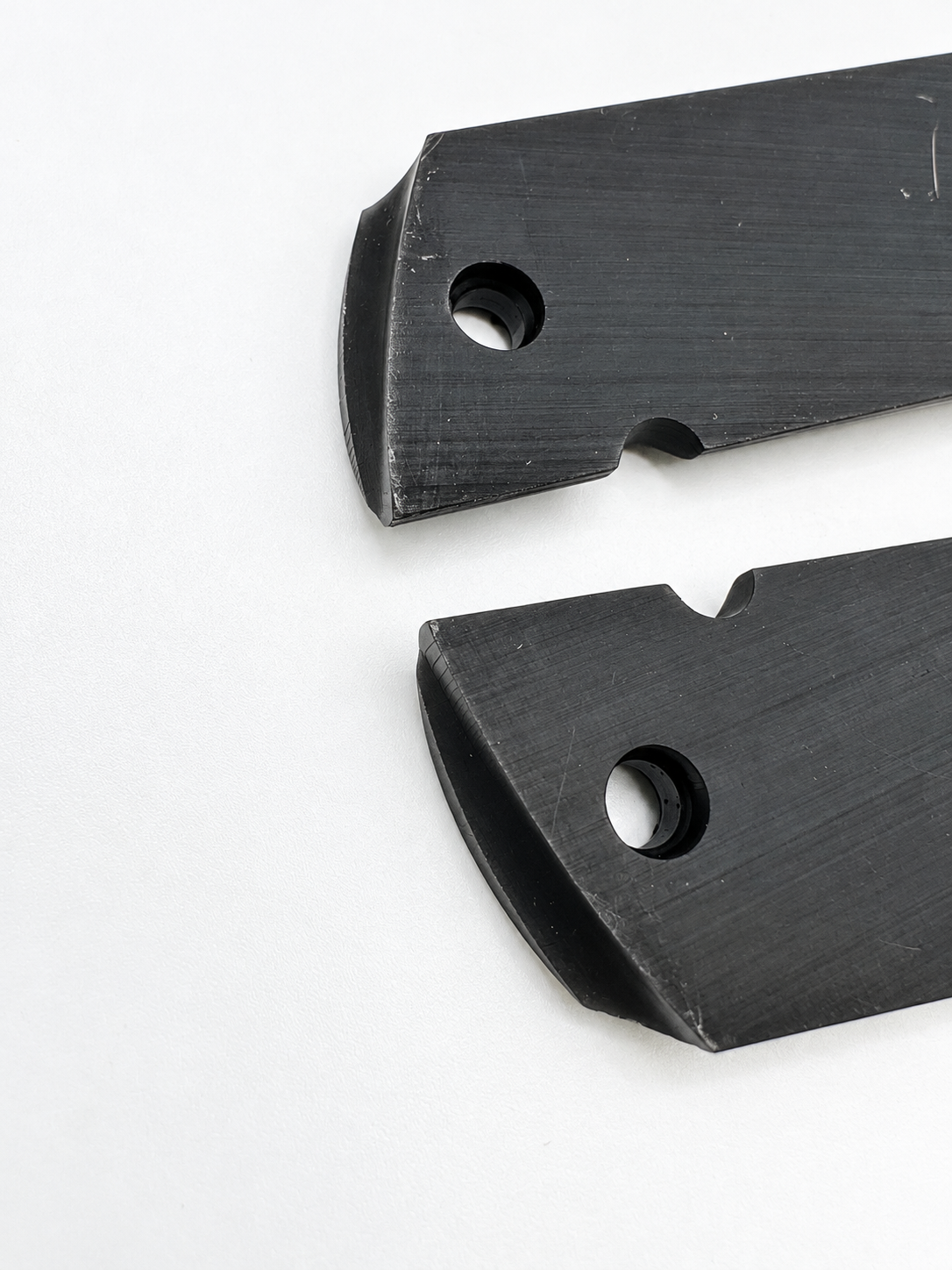 Springfield Armory Honeycomb 1911 Grips – Black Ambi-Cut Pair
