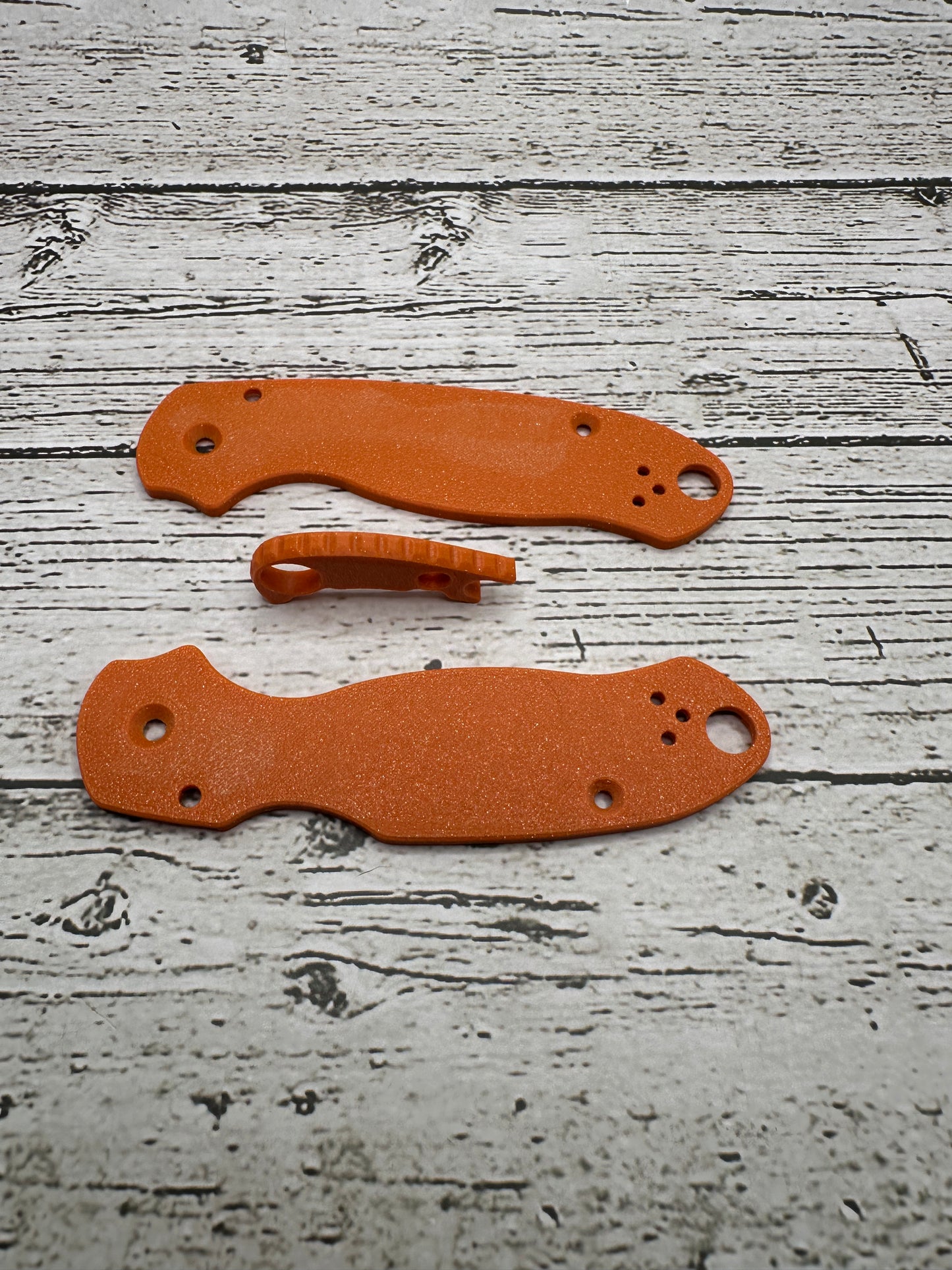 Spyderco Para 3 scales With Back Spacer In Orange Burst