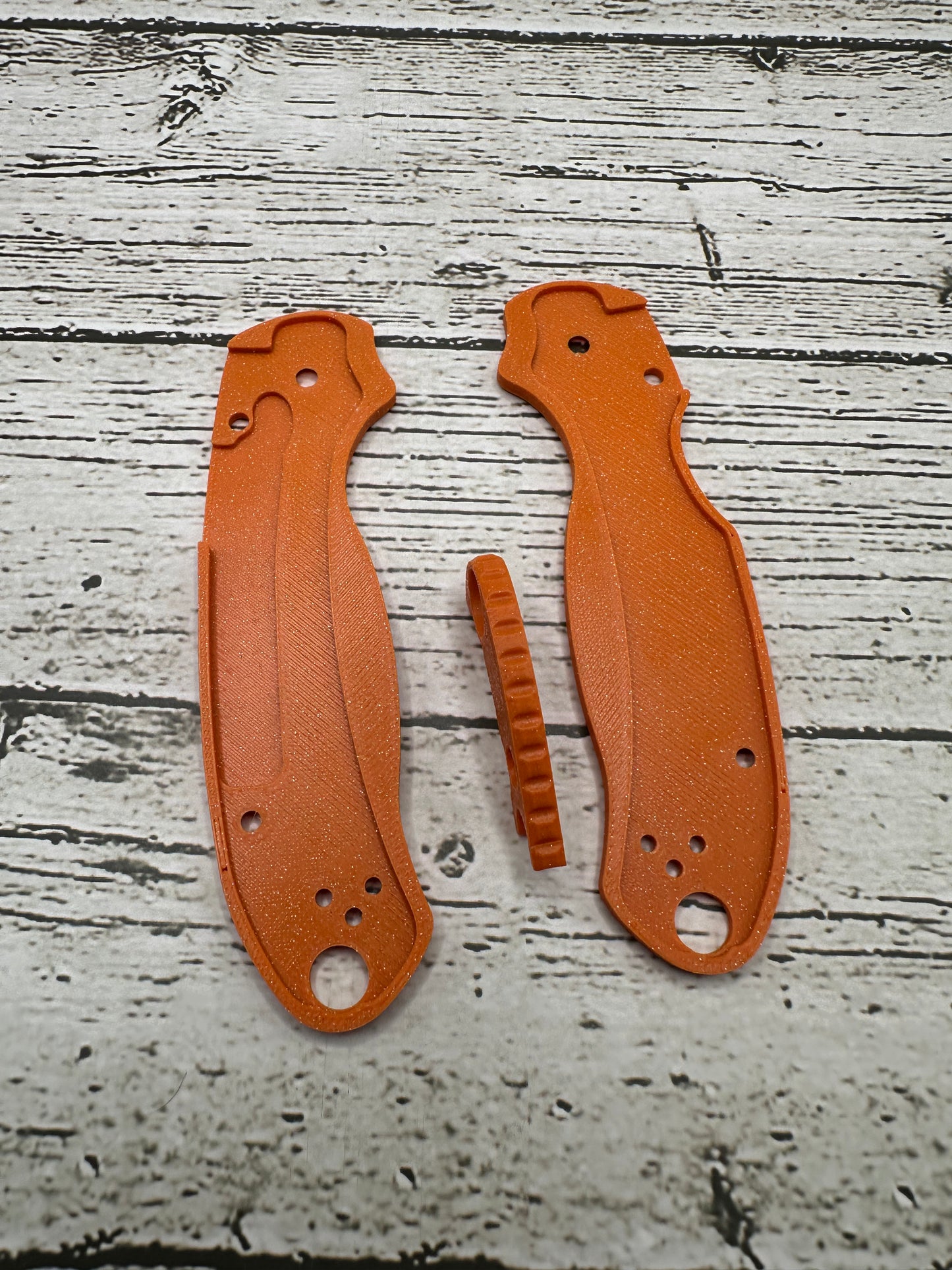 Spyderco Para 3 scales With Back Spacer In Orange Burst