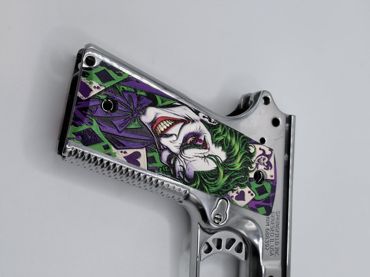 Joker & Harley Quinn full-size ambi-cut polymer 1911 grip pair — product photo 4