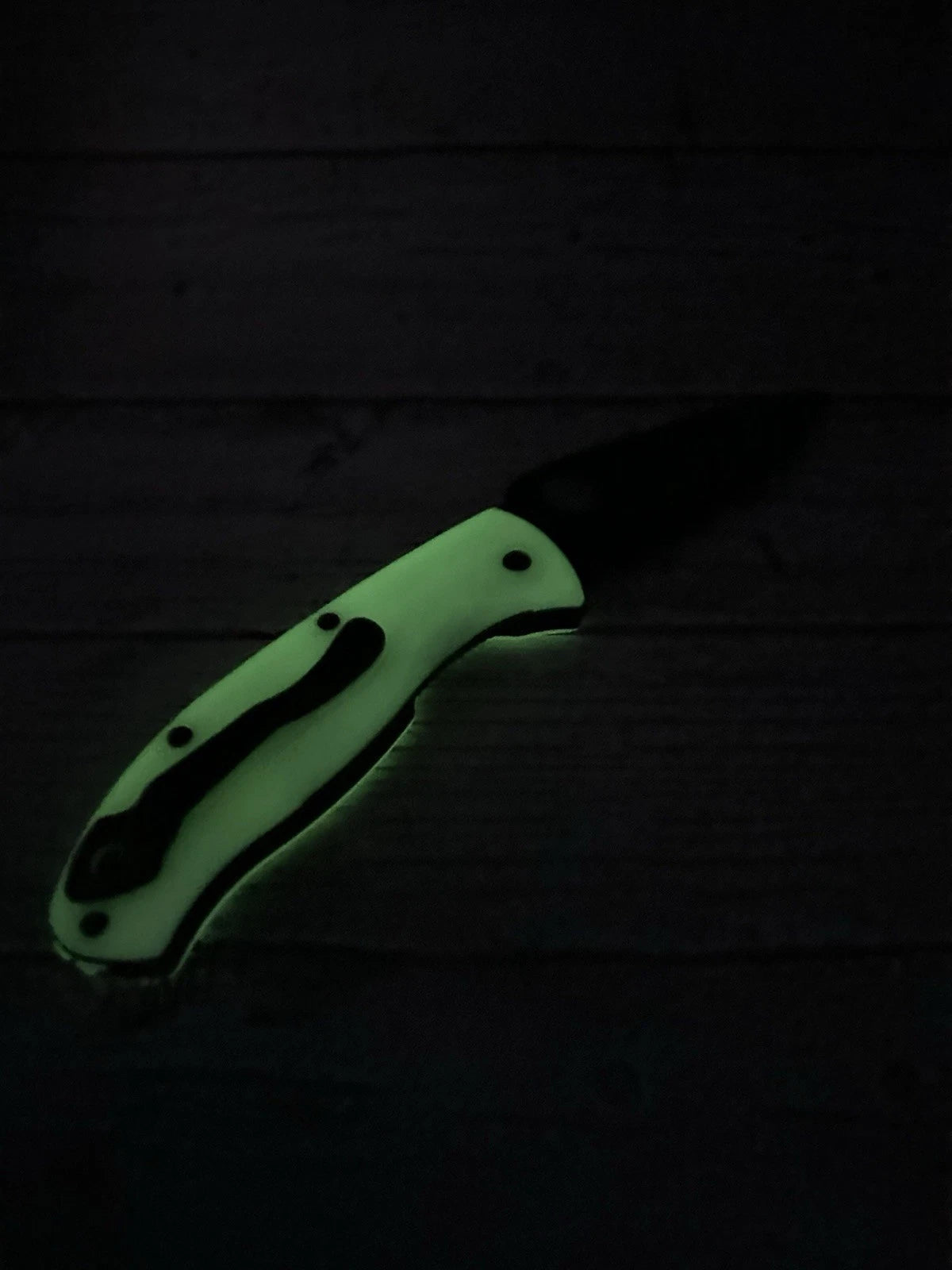 Spyderco Tenacious Scales – Glow Series w/ Back Spacer Plate