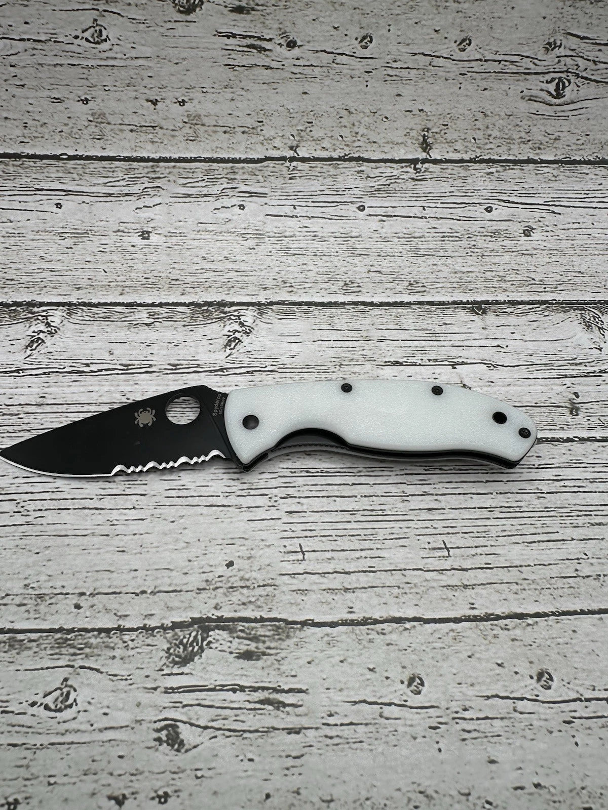 Spyderco Tenacious Scales – Glow Series w/ Back Spacer Plate