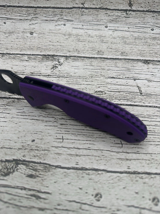 Spyderco Tenacious Scales – Barney Purple with Back Spacer