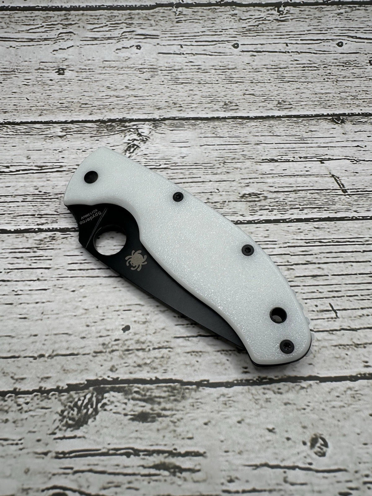 Spyderco Tenacious Scales – Glow Series w/ Back Spacer Plate