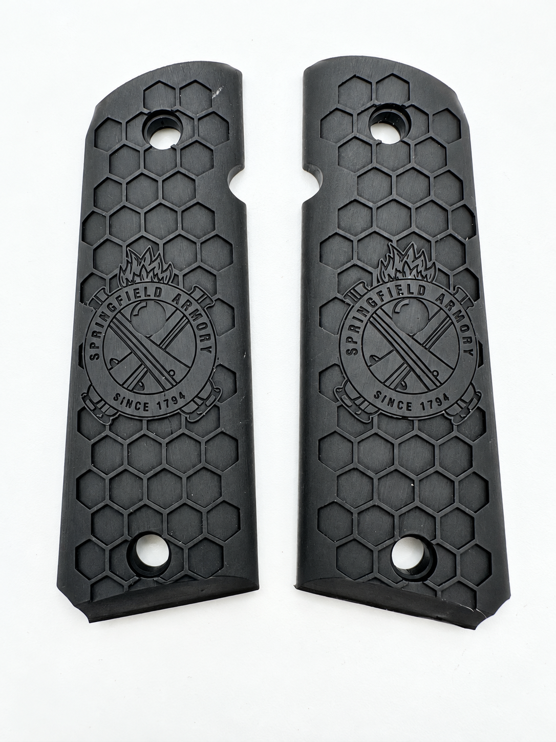 Springfield Armory Honeycomb 1911 Grips – Black Ambi-Cut Pair