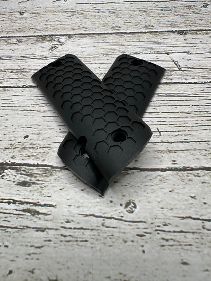 Tactical Hex Honeycomb 1911 Grips – Full Size | Matte Black Polymer | Non-Slip Texture