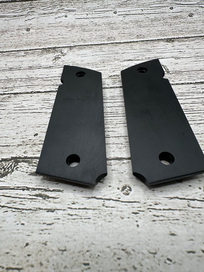 Tactical Hex Honeycomb 1911 Grips – Full Size | Matte Black Polymer | Non-Slip Texture
