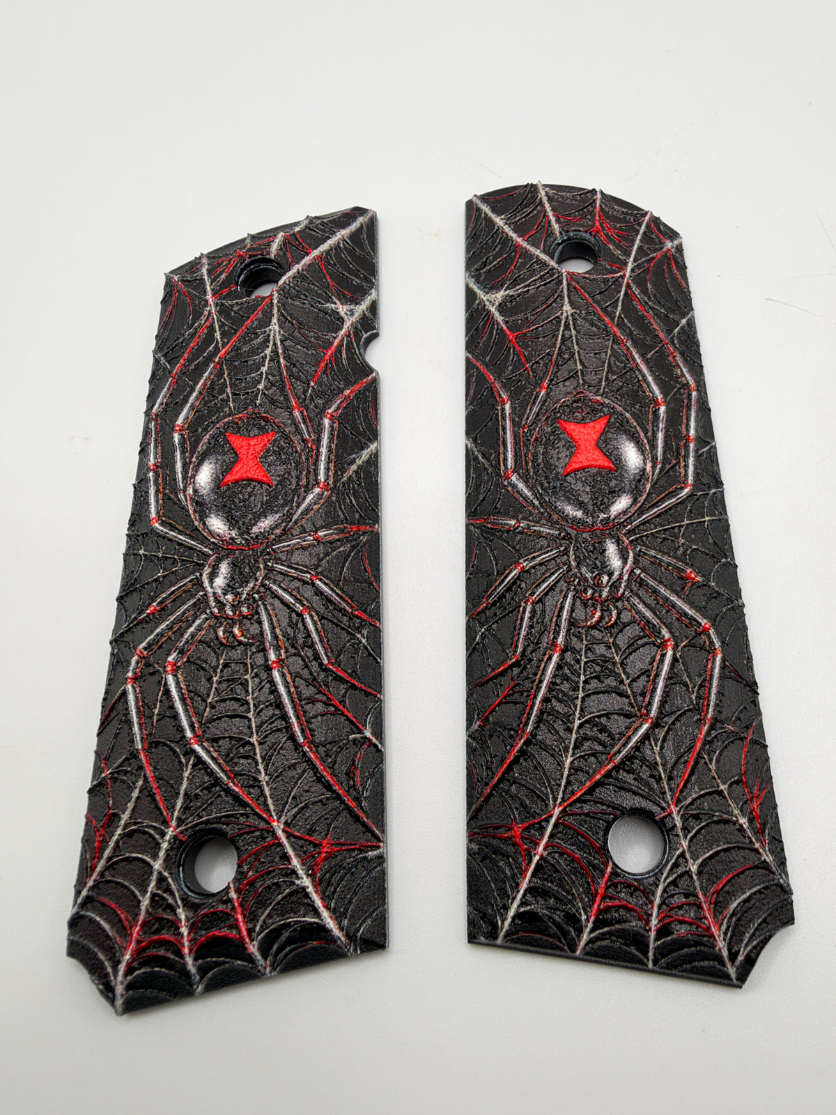 Black Widow Spider 1911 polymer grips — original product photograph 1