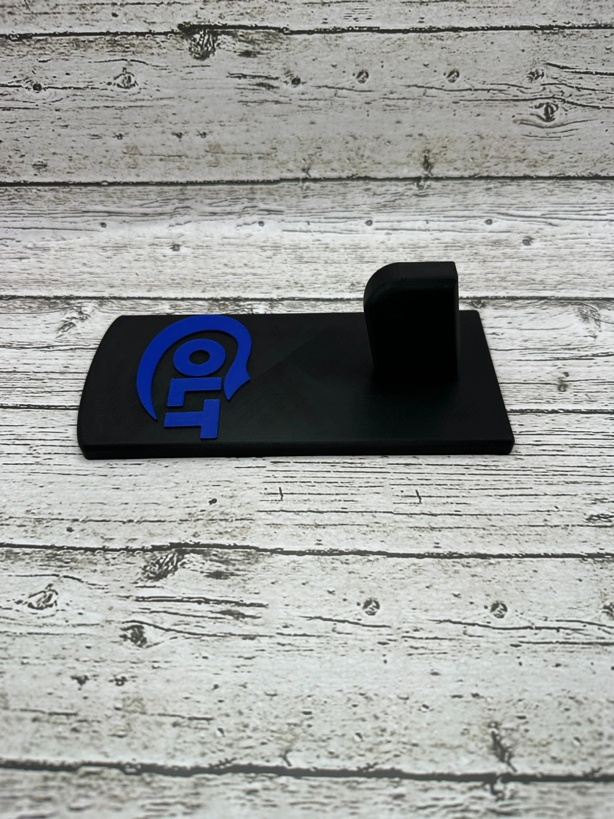 Colt 1911 Pistol Display Stand – Upright Design – alternate view