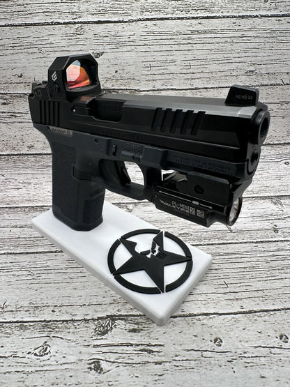 Army Star With Punisher Pistol Display – For Glock Double Stack Pistols & Clones