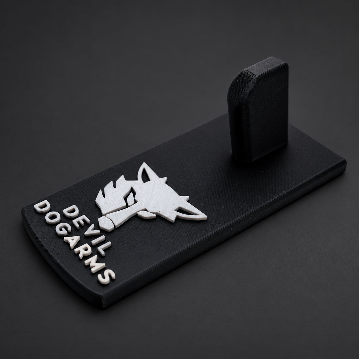 Devil Dog Arms 1911 Single-Stack Display Stand