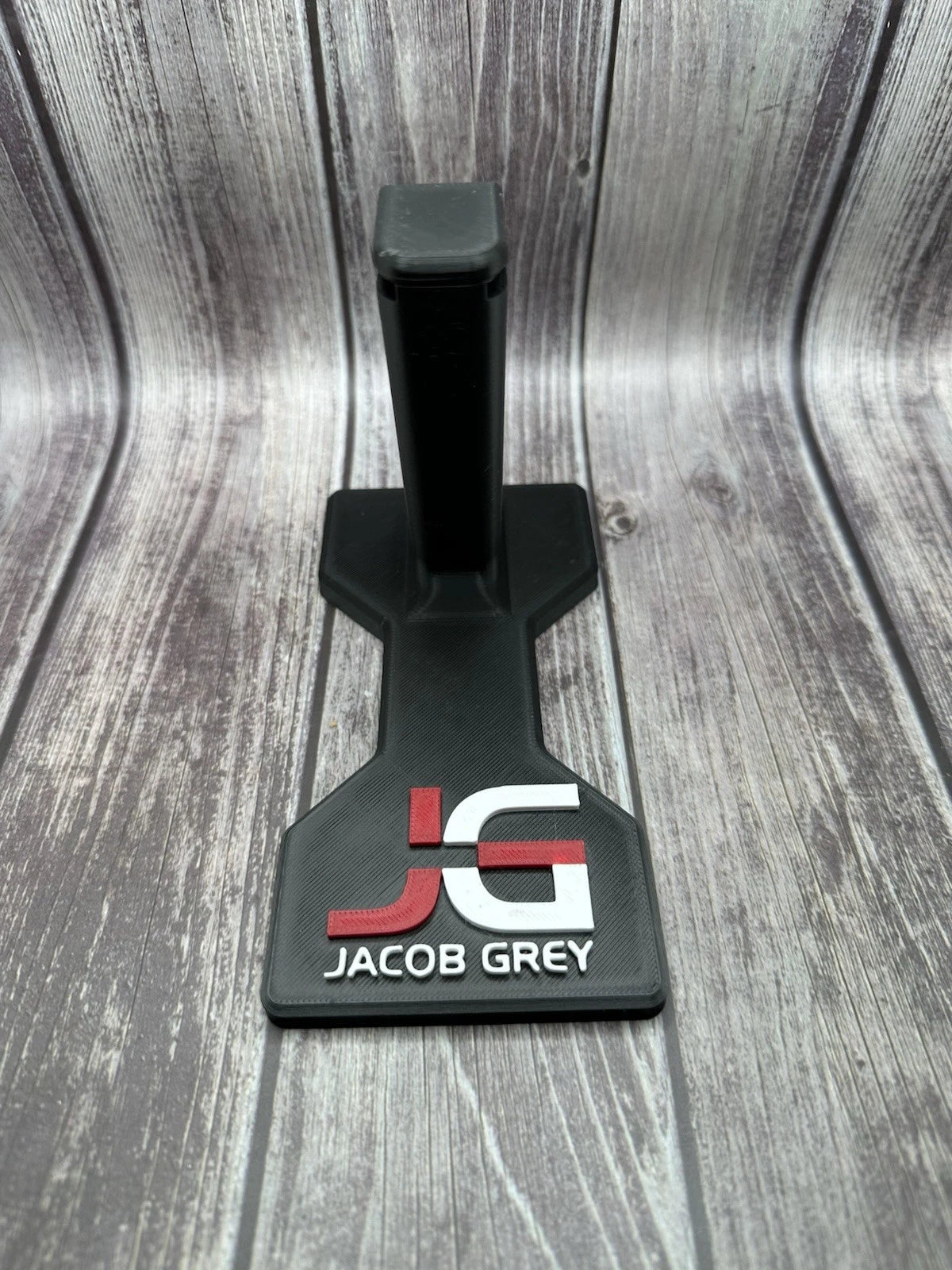Jacob Gray 2011 Pistol Display Stand – alternate view