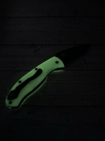 Spyderco Tenacious Scales – Glow Series w/ Back Spacer Plate