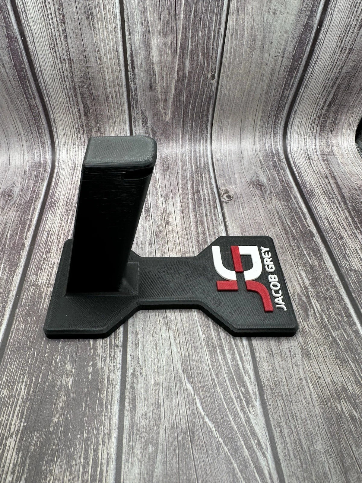 Jacob Gray 2011 Pistol Display Stand – alternate view