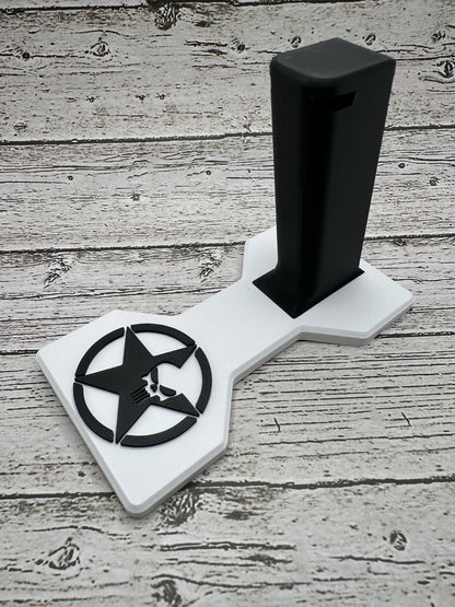 Army Star with Punisher – 2011 Pistol Display Stand  DS 1911 Series