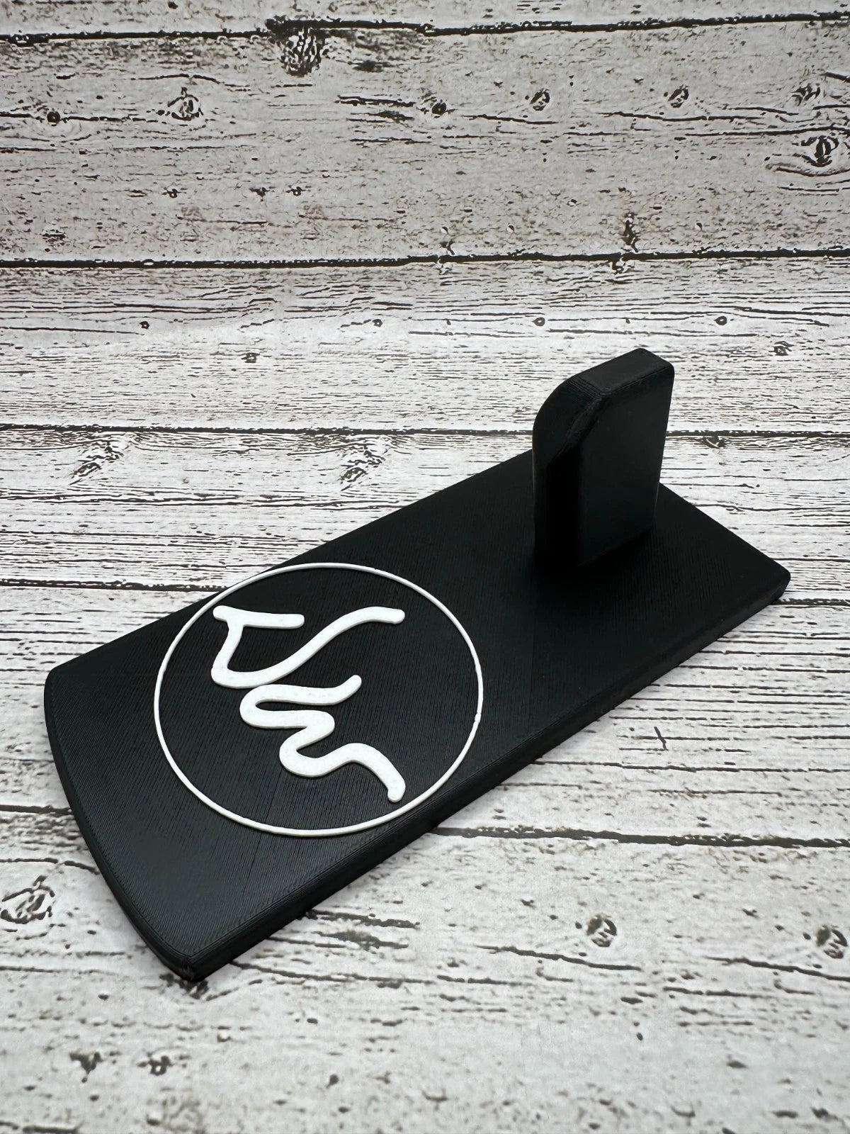 Dan Wesson 1911 Pistol Display Stand – alternate view