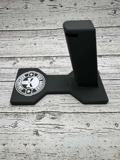 (FAFO) Double Stack 1911/2011 Pistol Display Stand – Tactical Precision Meets Sleek Design