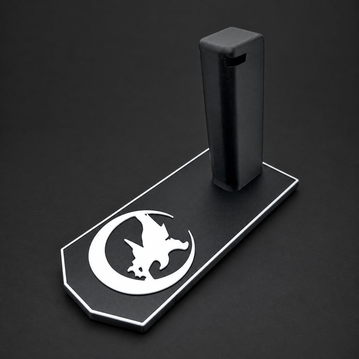 Nighthawk Double-Stack 1911 Display Stand – Mag-Catch Design